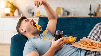 Your Snacking Choices Can Make or Break Your Health, Here's What The Study Suggests