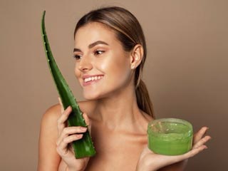 10 Natural Ingredients That You Must Use On Your Skin