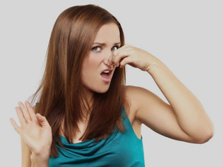 Try These 9 Home Remedies To Get Rid Of Smelly Urine