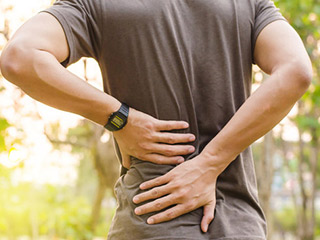 9 Home Remedies To Overcome Body Aches During Monsoon 