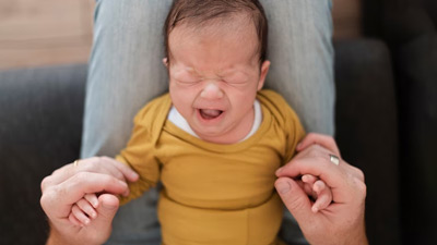 Jaundice In Newborns: Warning Signs To Watch Out For