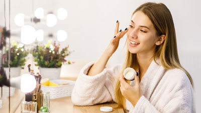 How Often Should You Apply Vitamin C On The Face? Know Here