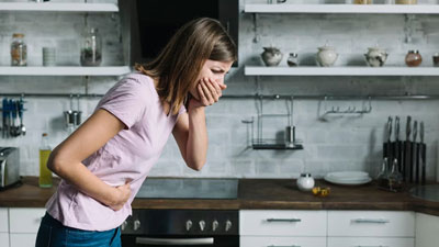 Stomach Flu Vs Food Poisoning: From Symptoms, to Causes, Understanding the Difference