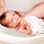 Is your Baby Afraid of Bath Time?