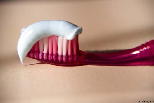 Inhibits Formation of Cavities and Bad Breath