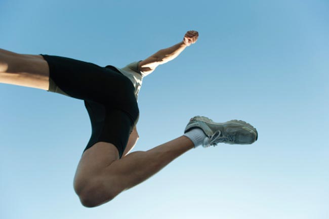 स्क्रडल जंप (Straddle Jumps)