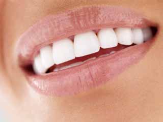 दांतों की देखभाल है आसान