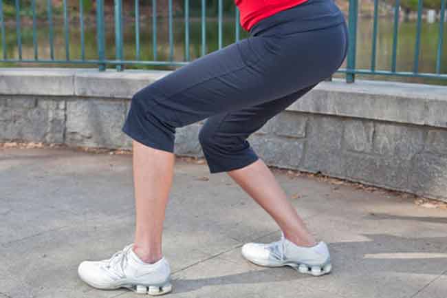 स्टैगर्ड स्टेंस स्क्वैट (Staggered-Stance Squat)