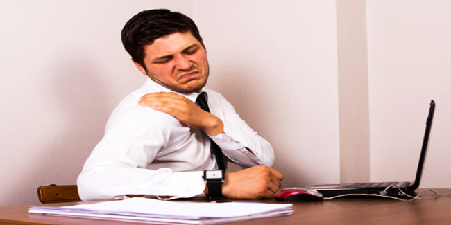 What are the symptoms of Polymyositis?