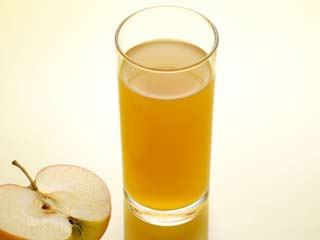 Glass of Apple Juice as Unhealthy as a Chocolate Bar