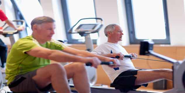 व्यायाम करता बुजुर्ग old man exercising in hindi