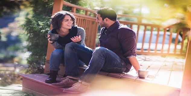 couple talking in hindi 