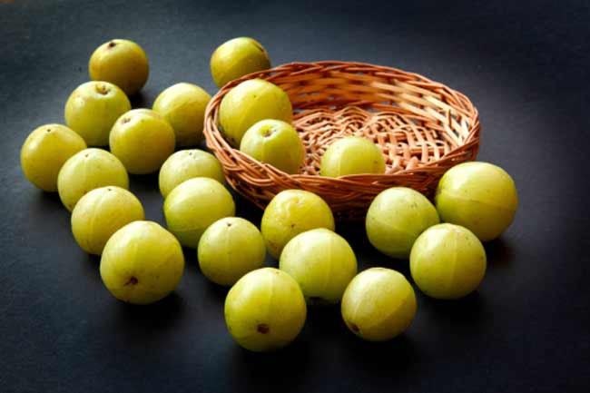 आंवला खाने के फायदे