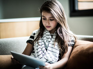 More than two hours on Facebook every day can affect kid’s memory