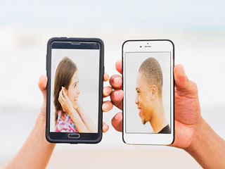 Overusing smart phones can be bad for your hand