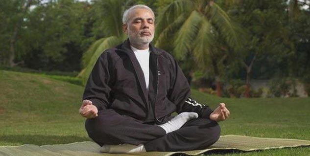 Yoga in Hindi