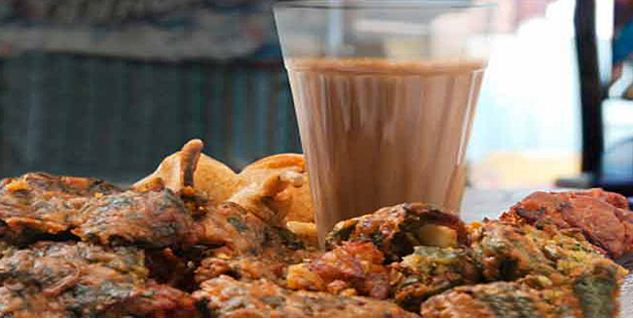 मानसून के हानिकारक स्नैक्स Harmful Monsoon Snacks in Hindi