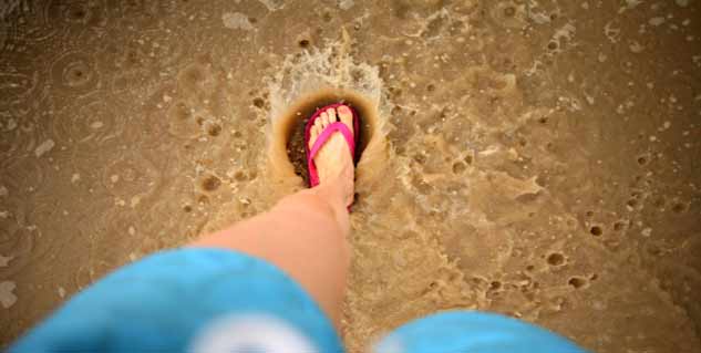 बरसात में रखें पैर Foot in Monsoon in Hindi