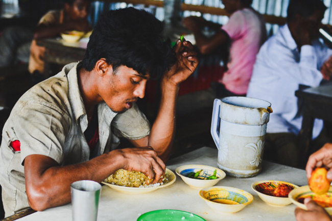साधना और दीप आंतरिक शांति