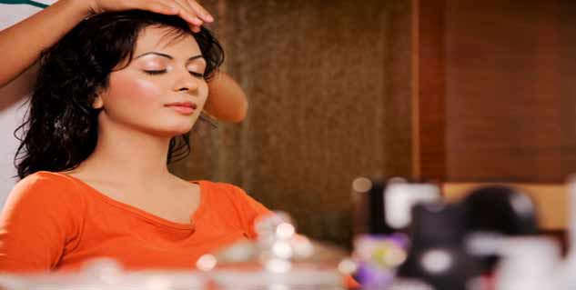 ऑयल मसाज oil massage in hindi