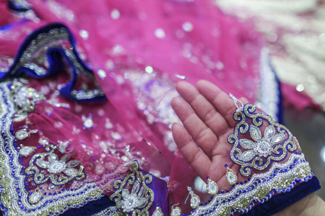 बेस्ट फिटिंग और स्टाइल सुनिश्चित करें