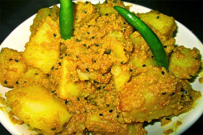 आलू पोस्तो का स्नैक्स