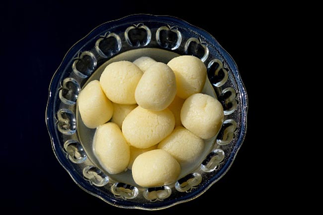 रसगुल्ला से करें मुंह मीठा