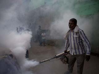 Delhi tries to contain dengue outbreak as 9 people die