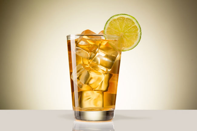Orange and mint iced tea