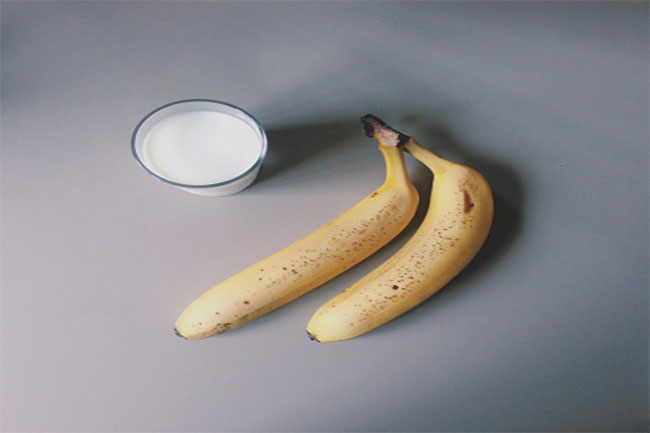 बनाना और बटर मास्क (Banana & butter mask)