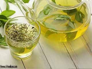 Is tea beneficial in skin care products
