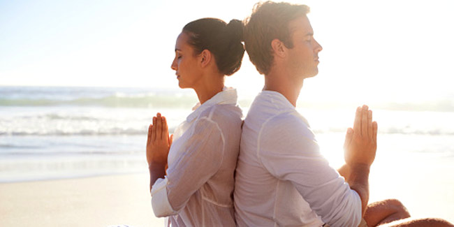 5 Playful yoga poses to practice with a partner