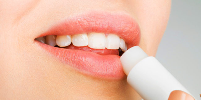 DIY make your own lip balm at home