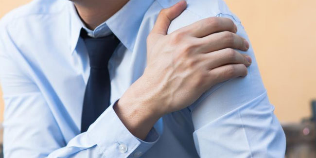 कंधे में होने वाले दर्द की वजह कहीं आपके दिल से तो नहीं जुड़ी?