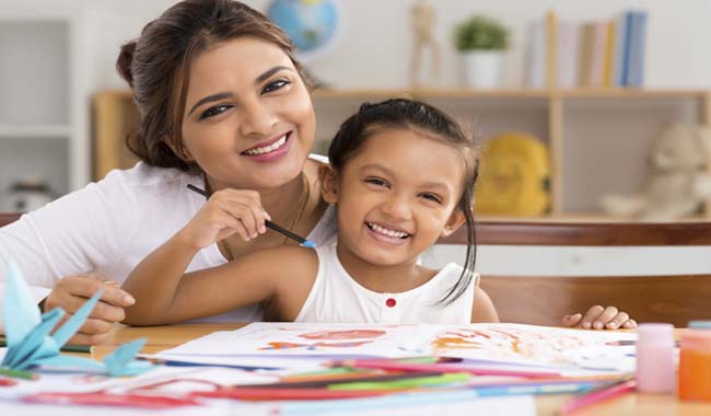 Children Day 2019: बच्चों को जरूर सिखाएं ये 4 बातें, बच्चा बनेगा होशियार और बुद्धिमान