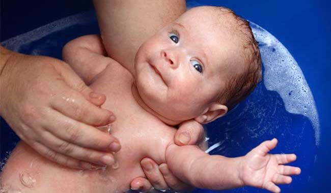 बदलते मौसम गर्भवती ऐसे रखें अपना और अपने शिशु का ख्याल