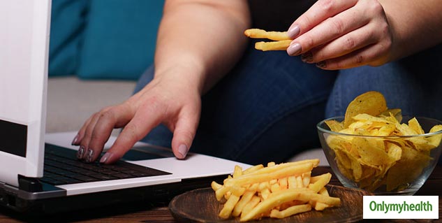 eating foods whiletv