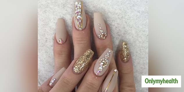 inside_NAILSEXTENSIONDESIGN