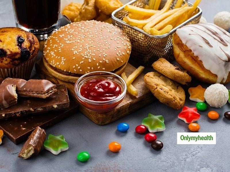 एंग्जाइटी और डिप्रेशन को बढ़ाते हैं ये 5 फूड, कभी न करें सेवन