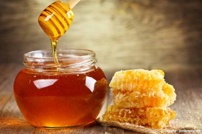 6. शहद (Honey)