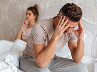 पुरुषों में इनफर्टिलिटी (बांझपन) से जुड़ी 10 बातें, जो आपको जरूर जाननी चाहिए