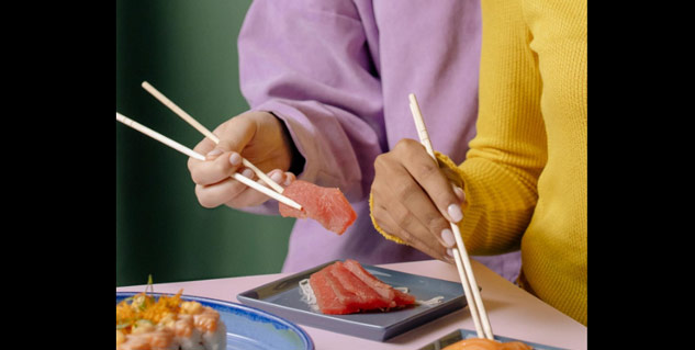 eating_seafood_cost-effective