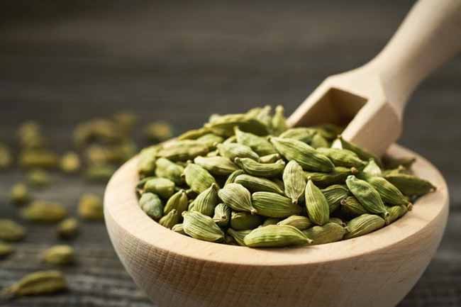 Green cardamom