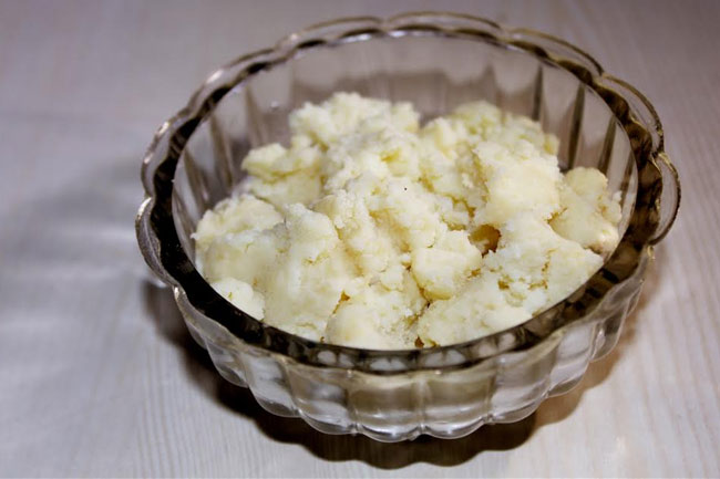 ऐसे करें असली और नकली खोया (मावा) की पहचान