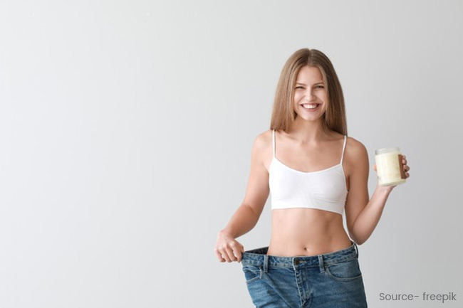 4.वजन कम करे नारियल का तेल (Coconut Oil Use for Weight Loss)