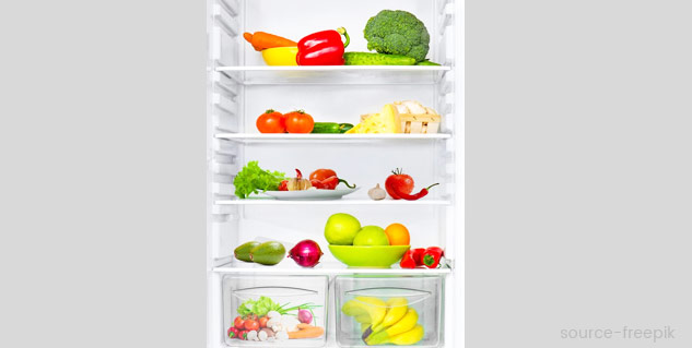 Inside3bananainfridge