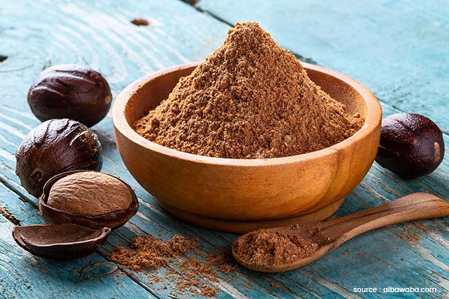 9. जायफल (Nutmeg)
