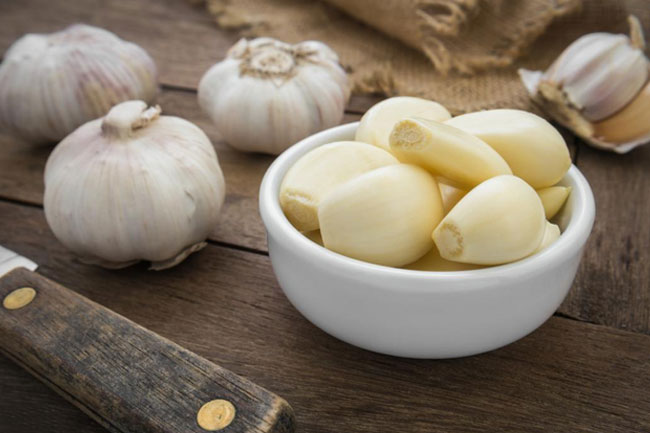 7. लहसुन (Garlic)