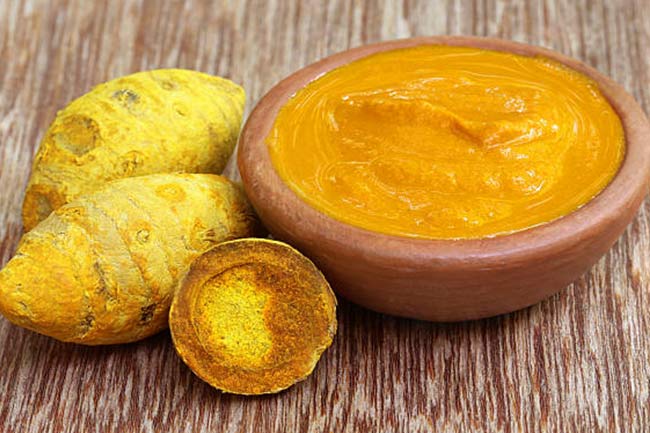हल्दी का पेस्ट (Turmeric Paste)