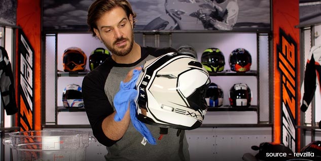 precautions while wearing helmet